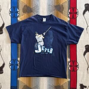 Vintage Derek Jeter New York Yankees T-Shirt Size XL MLB Baseball Y2K 2007